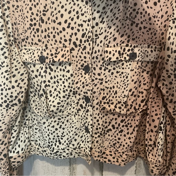 PISTOLA Kaine Cropped Military Blouse Wild Spots- Size L - Picture 8 of 11